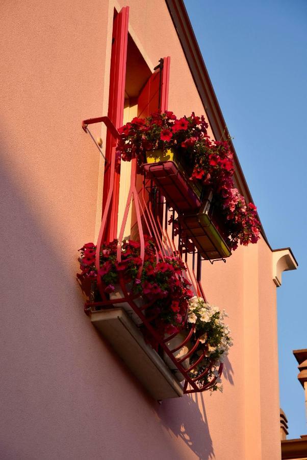 Suite In Centro Storico Caorle Luaran gambar